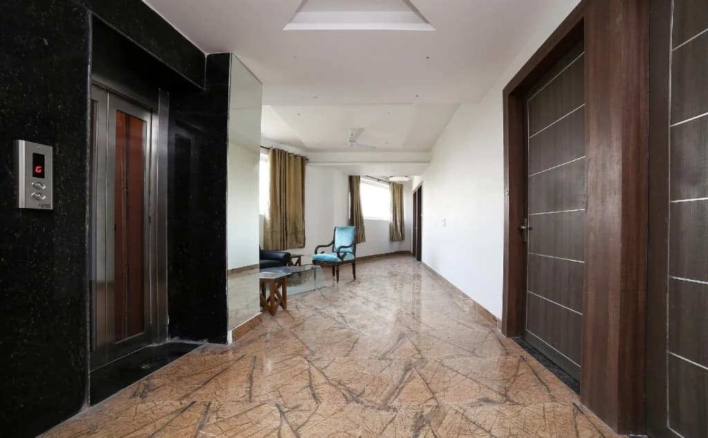 Hotel Pine By OYO Rooms - photo 15