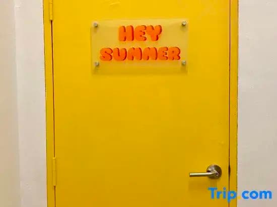 Heysummer Homestay 200m Jetty Netflix Games - photo 12