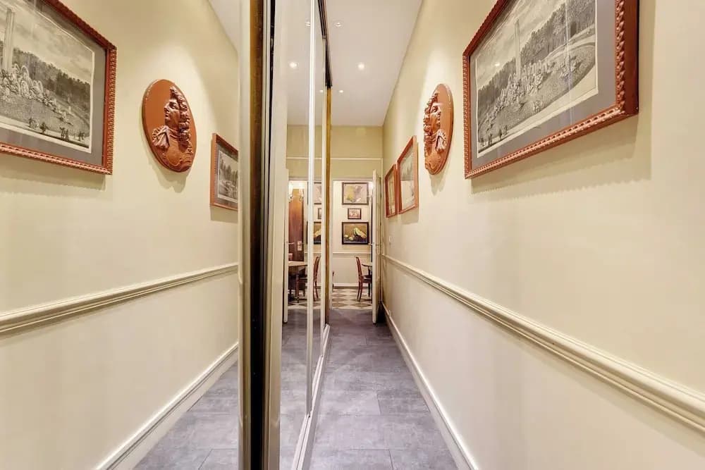 Historic Elegance in the Heart of Marais - 6p/2br - photo 22