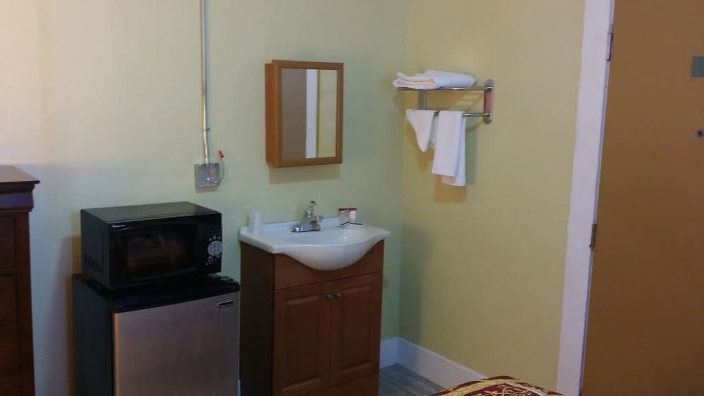 Desmond Hotel - photo 9