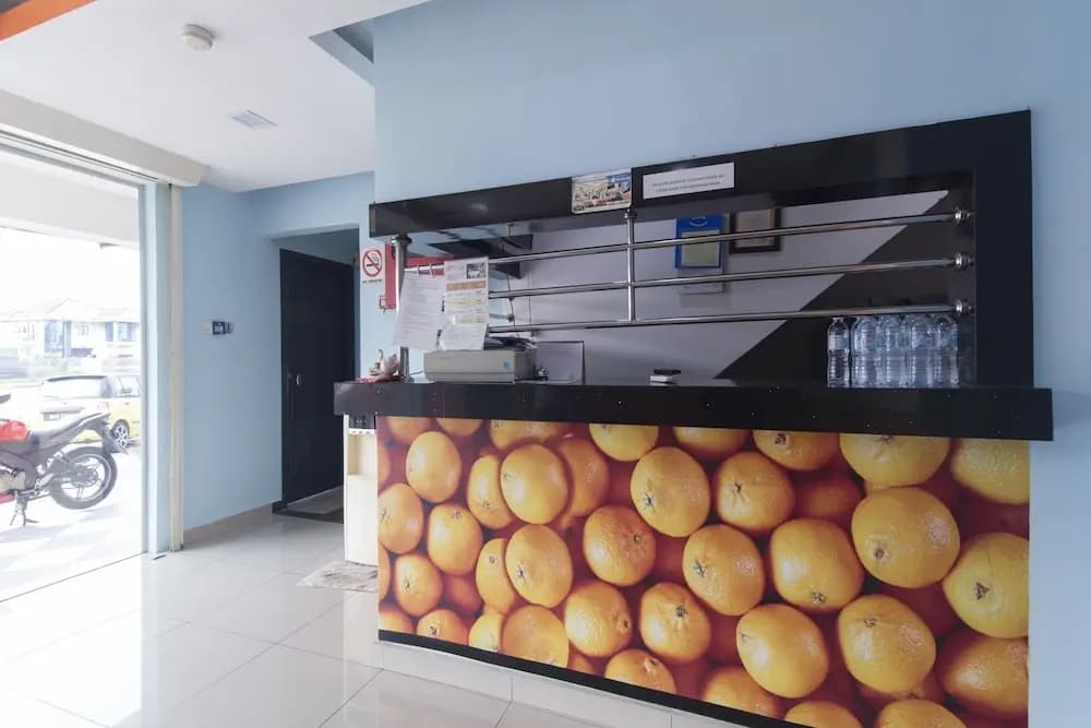 OYO 90296 Red Orange Hotel Port Klang - photo 11