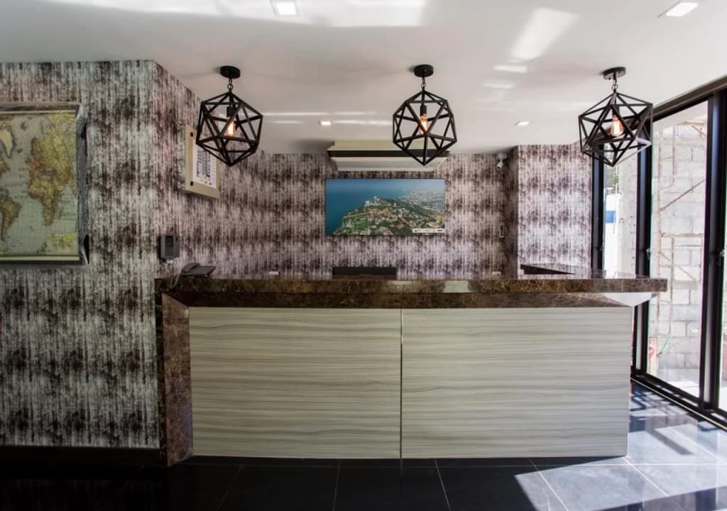 Le Bus Residence - main photo