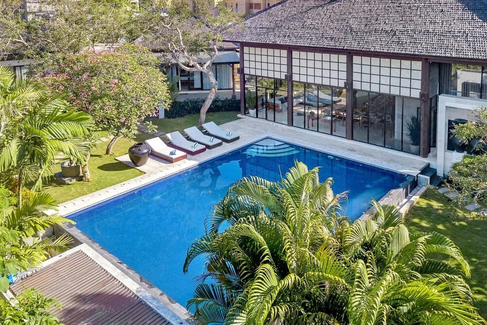 Finns Beach Villa Canggu - photo 11