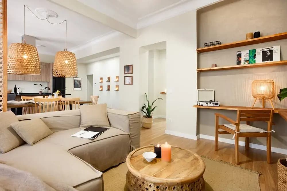 Rupat - 3 Bedrooms in Trafalgar - photo 2