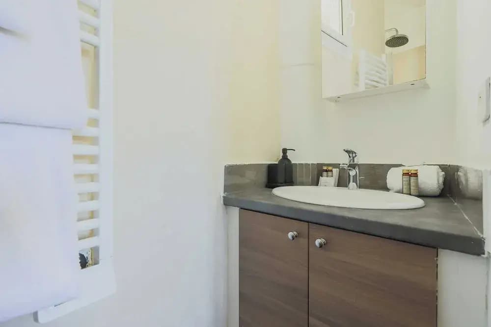 Charming Flat -1br-4p- Paris 17e - photo 8