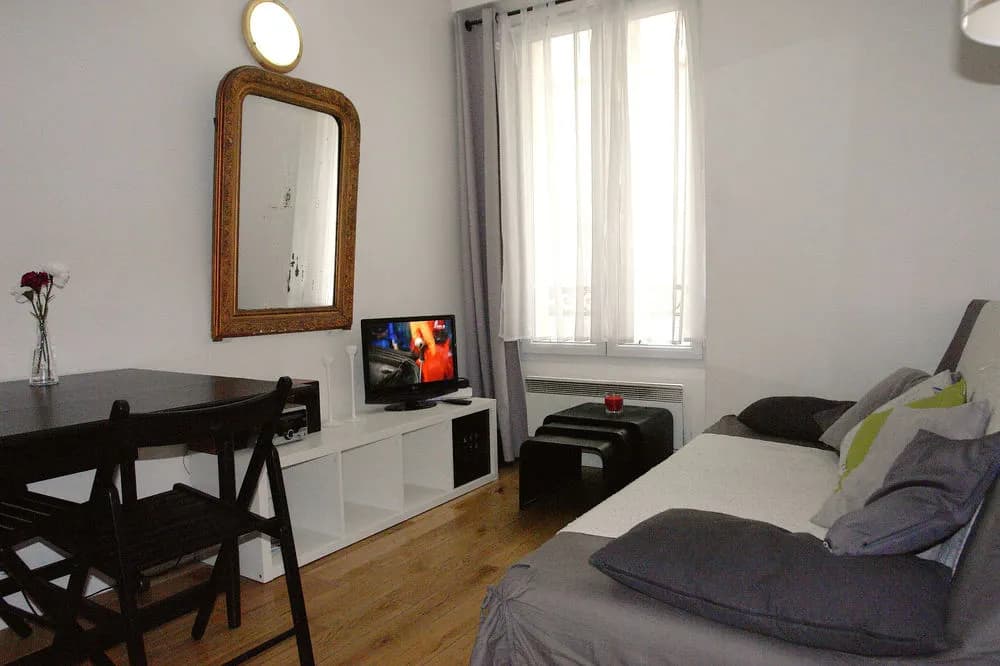 Constance - Paris Montmartre - photo 2