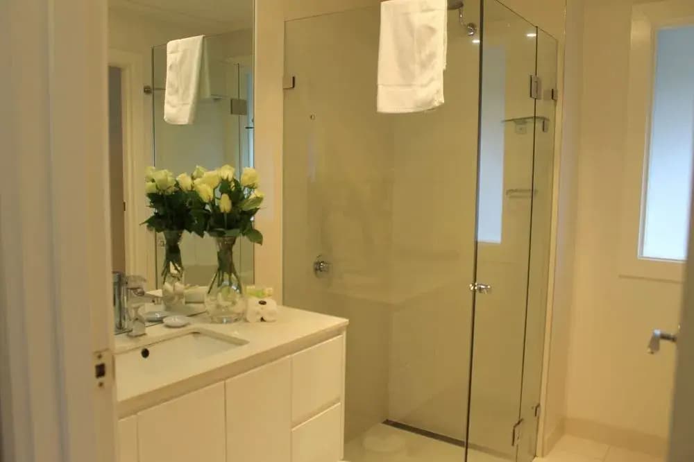 Balcombe Apartments - photo 8