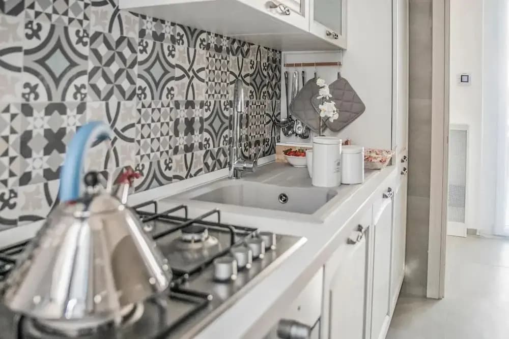 Central Luxury Apartment - photo 14