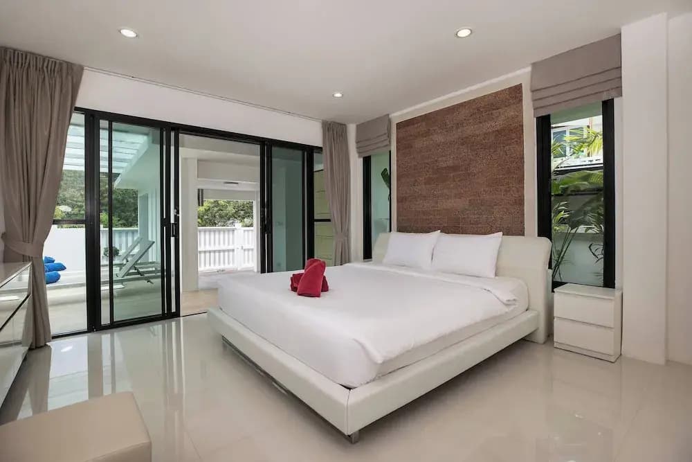 Designer 3BR Villa Silver Pool in Kamala - photo 6