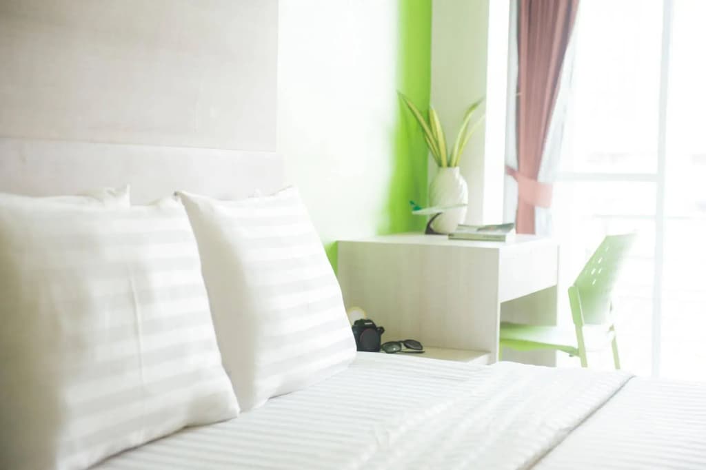 The Fifth Residence Hotel - photo 5
