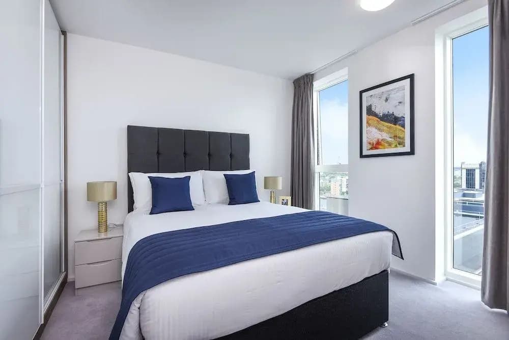 Millharbour Residences - photo 4