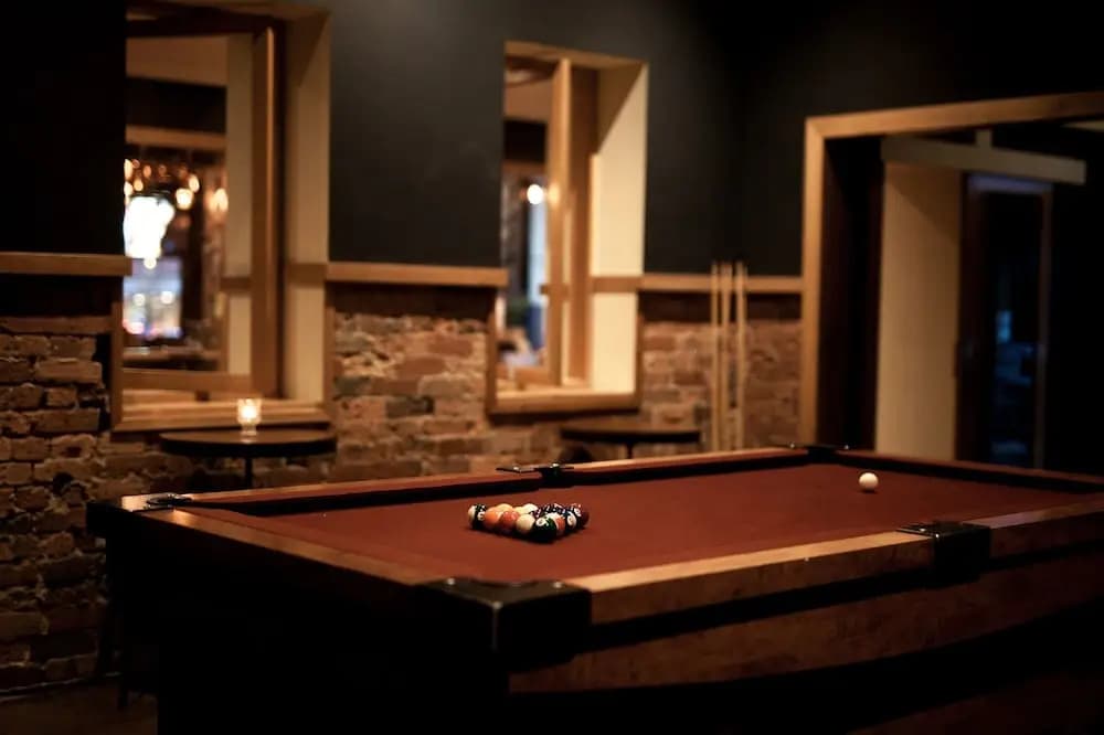 Central Club Hotel - photo 15
