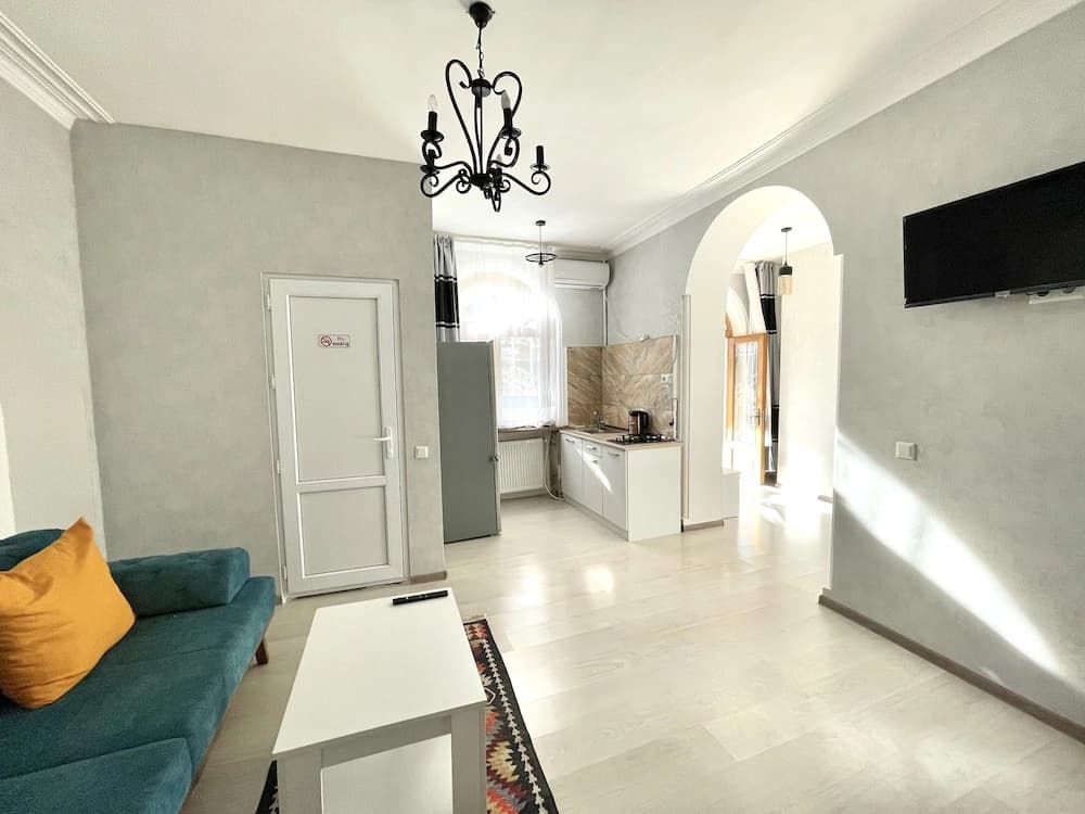 Grayhouse Elia Apartment - photo 24