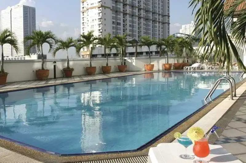 First Hotel Bangkok - photo 9