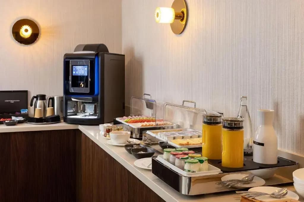 Hotel Moderniste - photo 12