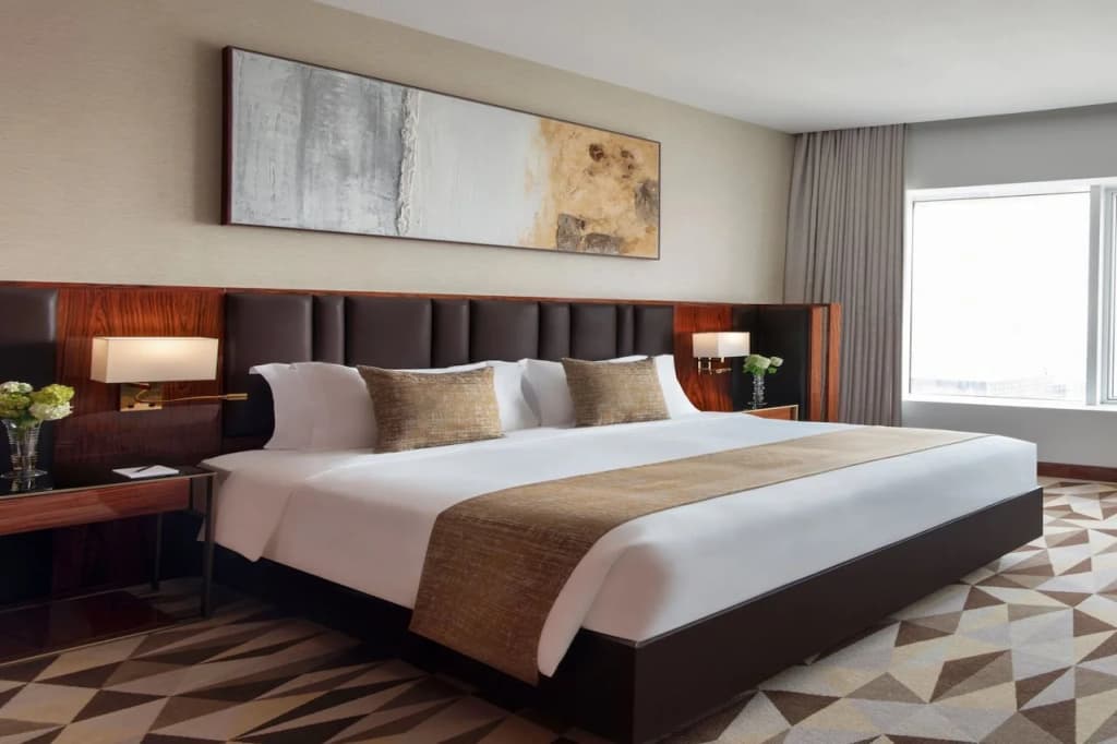 The Bentley Luxury Hotel and Suites - photo 6
