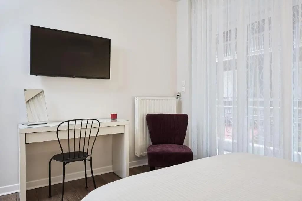 Valaoritou Boutique Apartment - photo 2