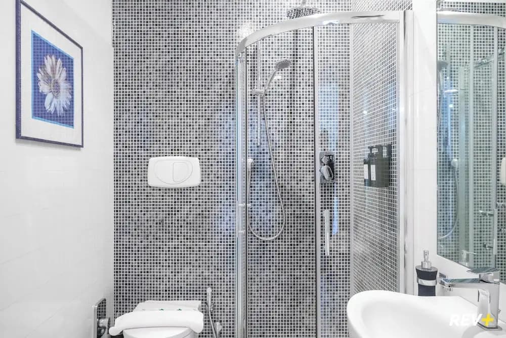 Viale Giulio Cesare Guest House - photo 24
