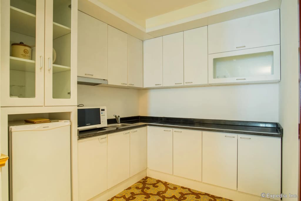 Grand Plaza Hotel Hanoi - photo 38