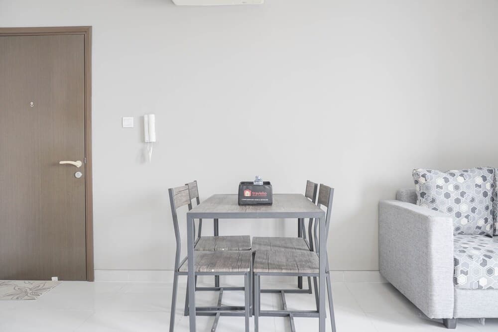 Nice And Fancy 1Br At Ciputra International Apartment - photo 5