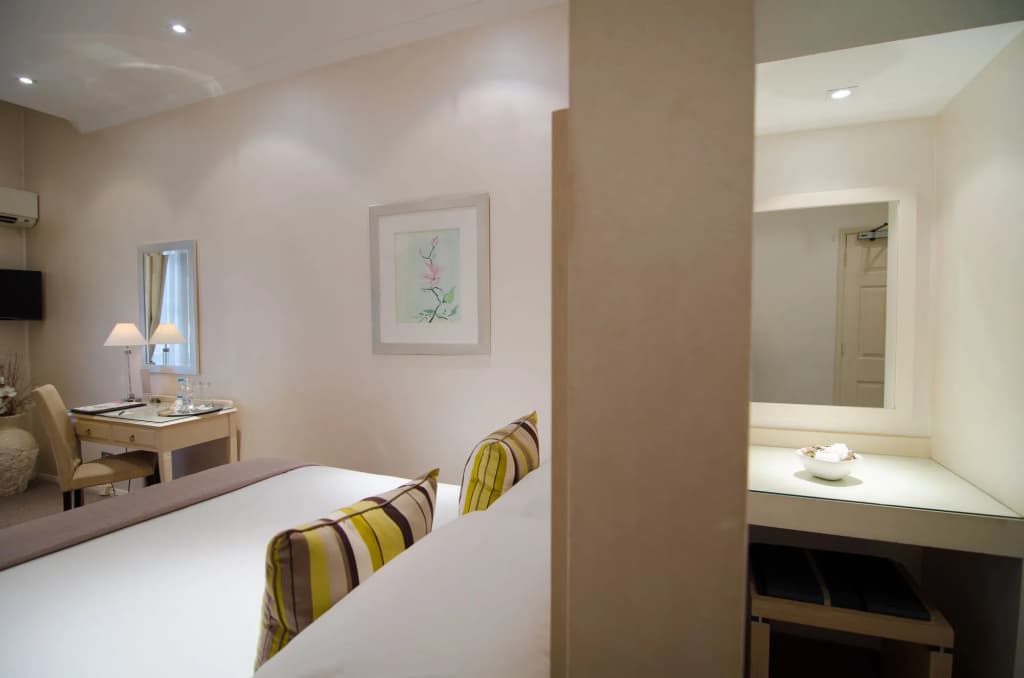 The Beaufort Knightsbridge - photo 35