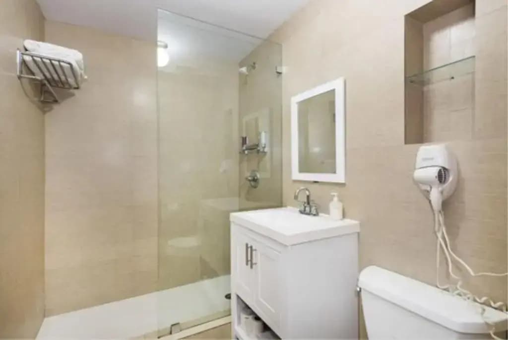 Hotel Five44 - photo 8