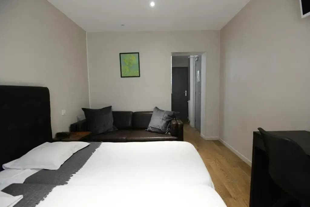 Lafayette Hotel - photo 3