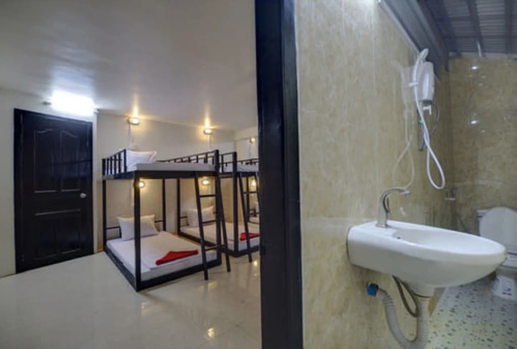 Siem Reap Pub Hostel - photo 8
