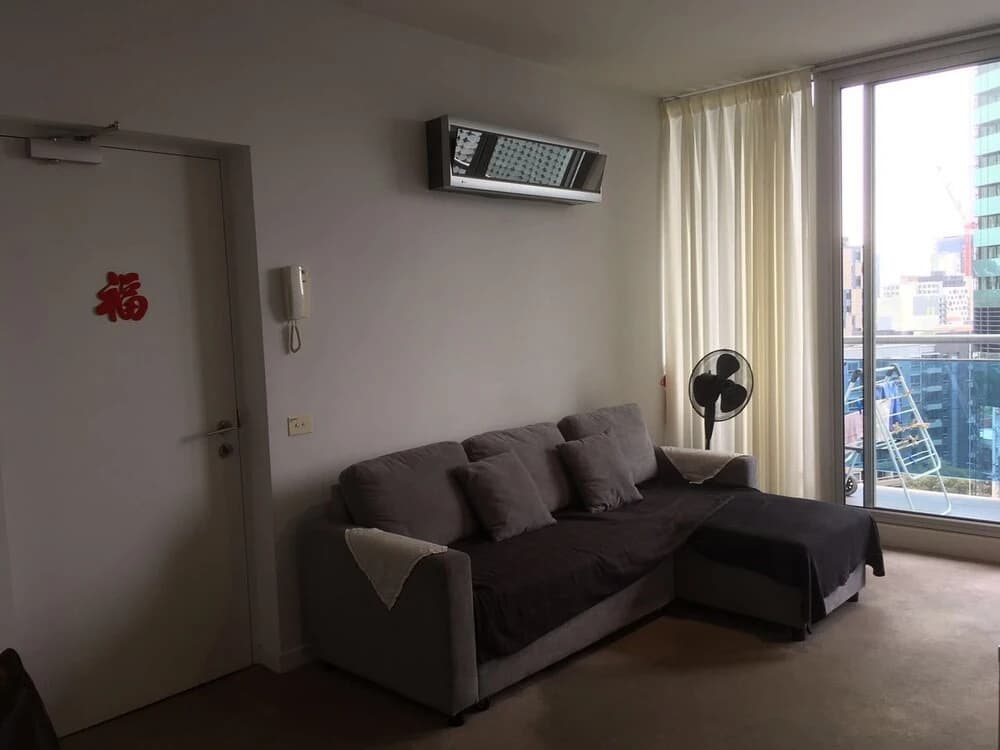 v Apartment - photo 2