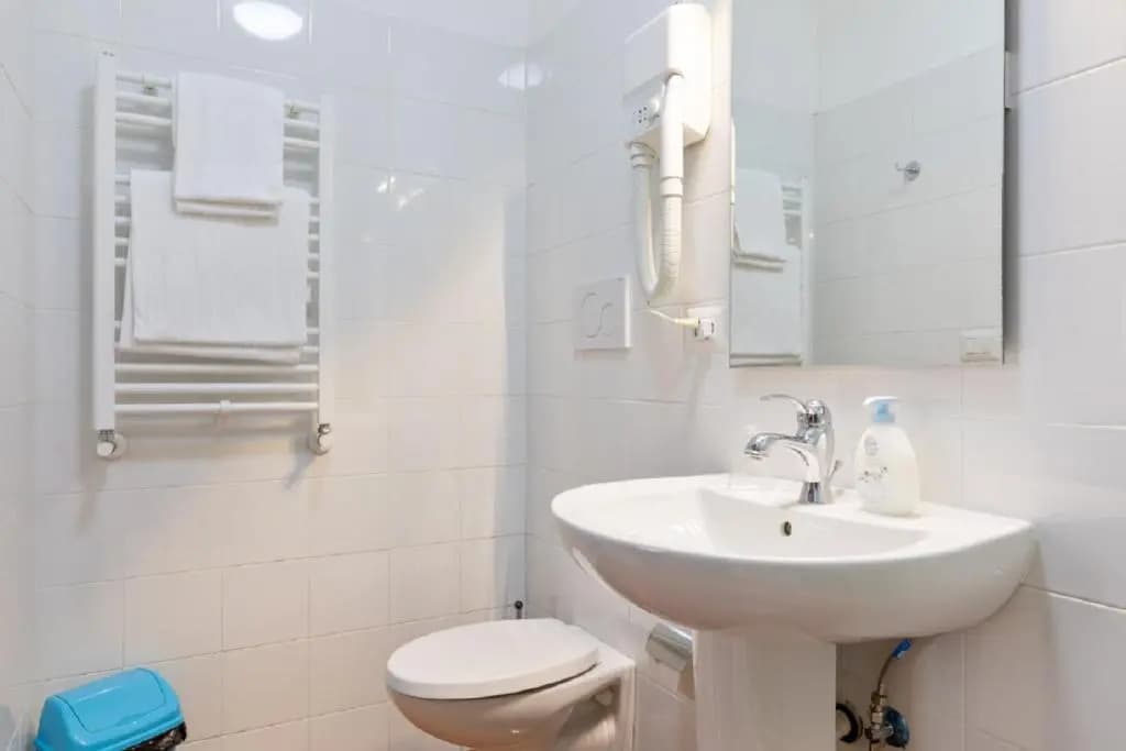 Roma Enrico Guesthouse - photo 7