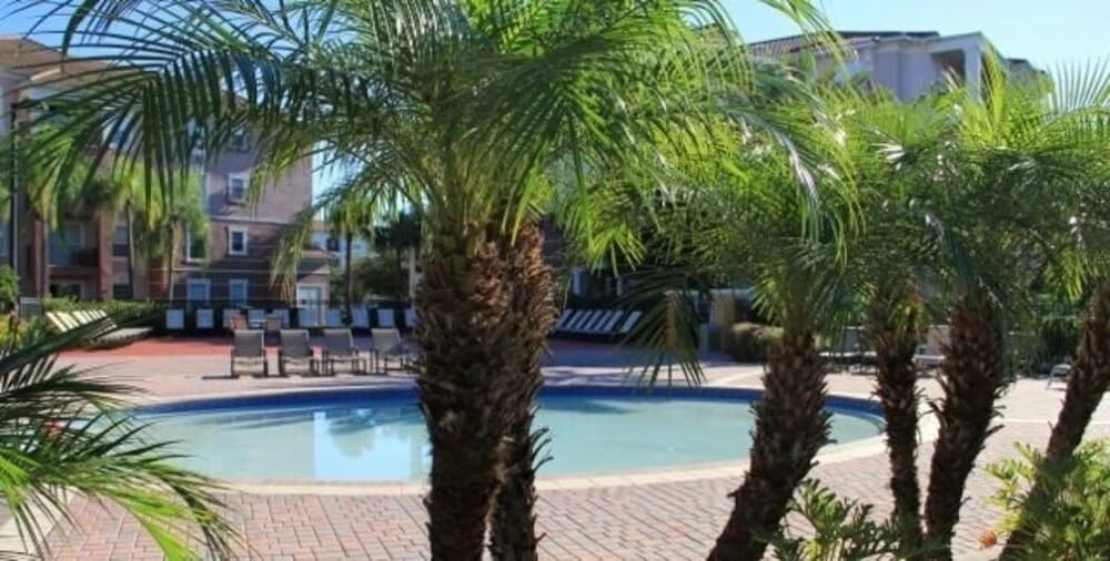 Poolside Charm 3 Bedroom Condo - photo 11