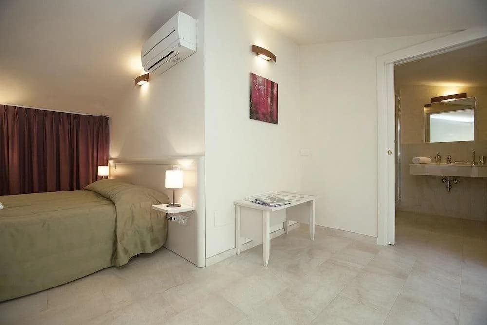 Signoria Apartments - photo 2