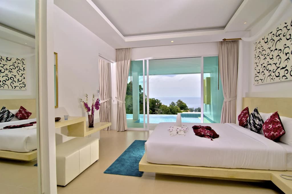 Grand Bleu Ocean View Pool Suite - photo 2