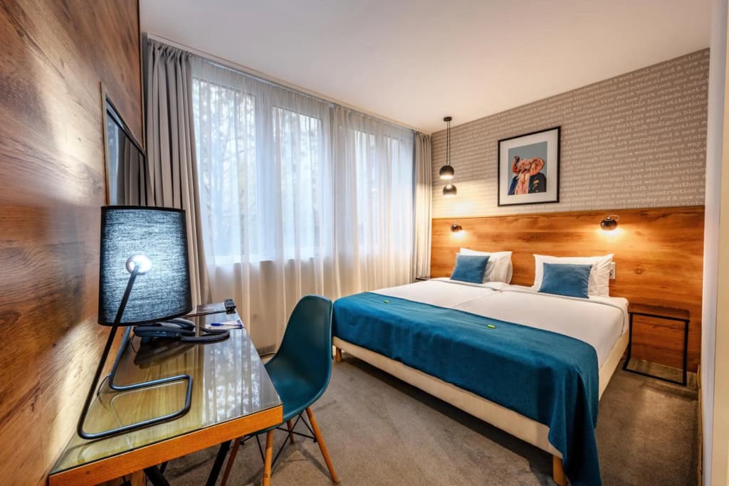 Roombach Hotel Budapest Center - photo 27