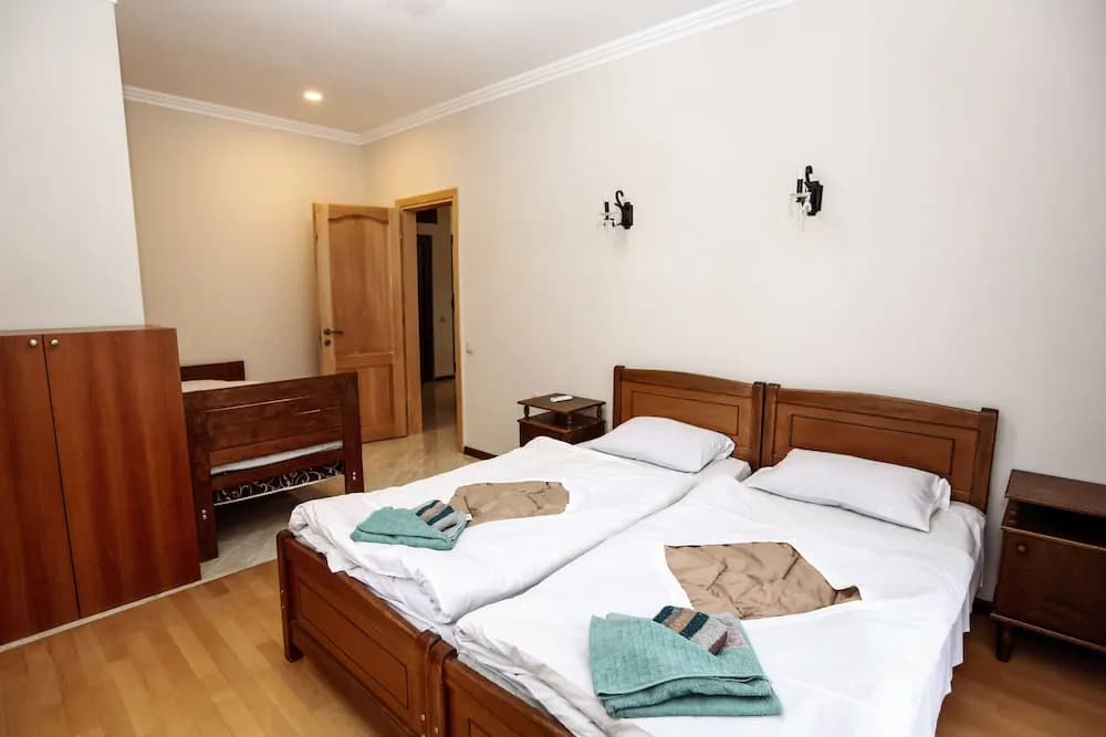 3 Bedroom Apartment near Vake Park - photo 5