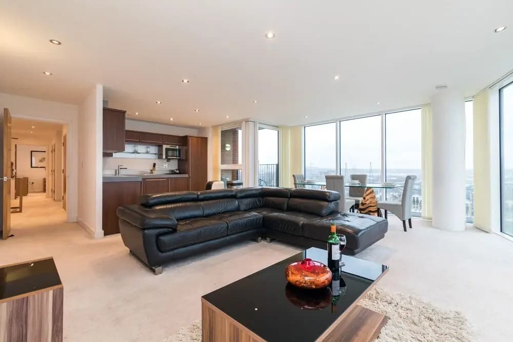 Austin David Apartments - New Island - photo 1