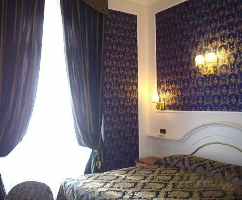 Hotel Dina - photo 11