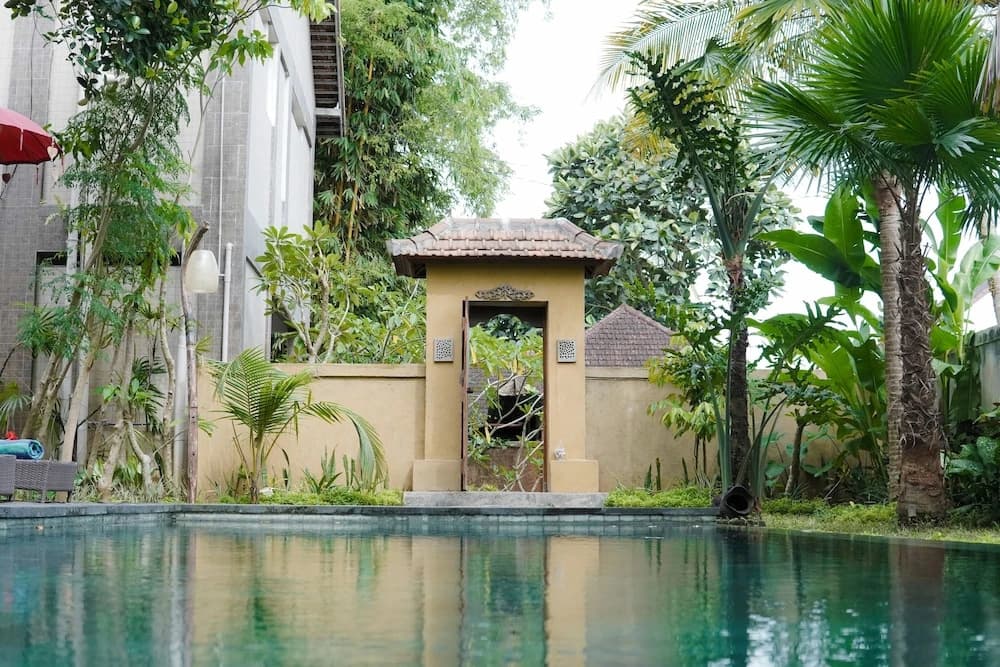 Antique Sentana Villa Ubud - photo 10