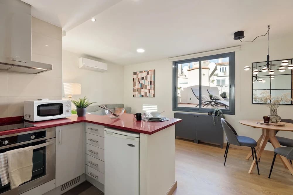 Rambla Paris Attic Apartment - photo 12