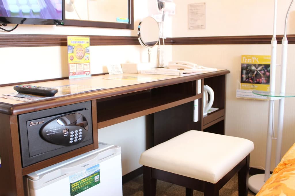 Toyoko Inn Tokyo Shinagawa Station Takanawa - photo 17