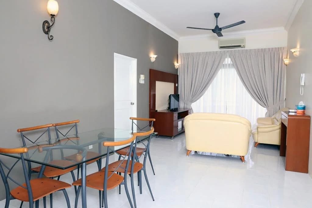 Eden Seaview Condominium I - photo 2