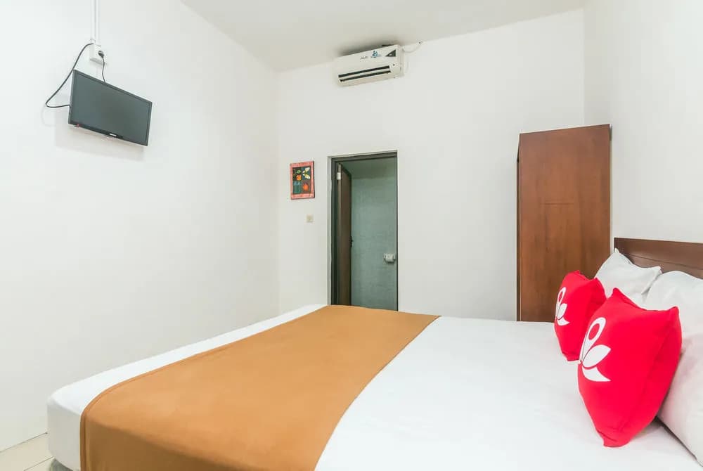 ZEN Rooms Pekerisan - photo 15