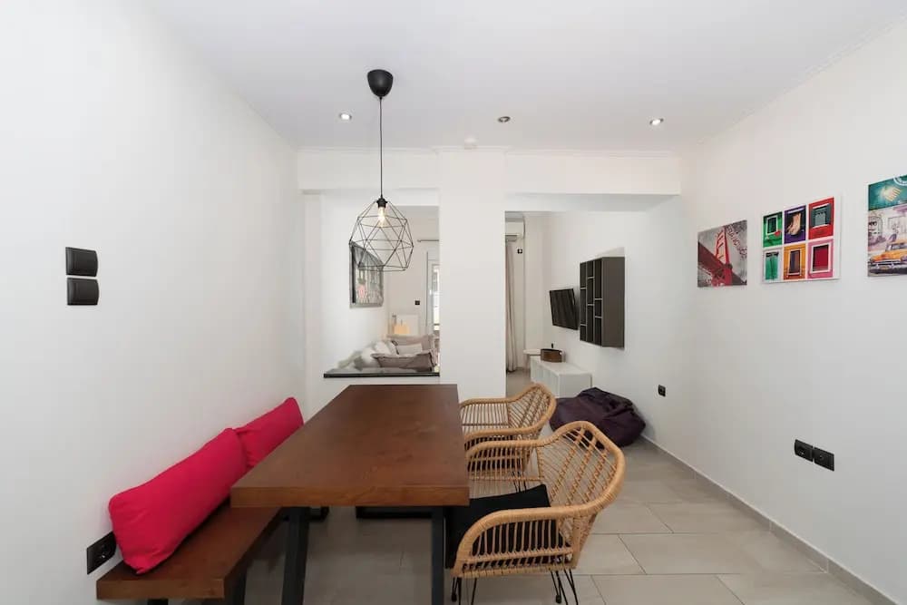 Modern Apartment in Thiseio with Balcony - photo 11