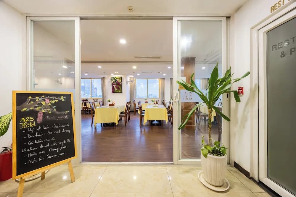 A25 Premium Hotel - 29 Le Thi Hong Gam - photo 25