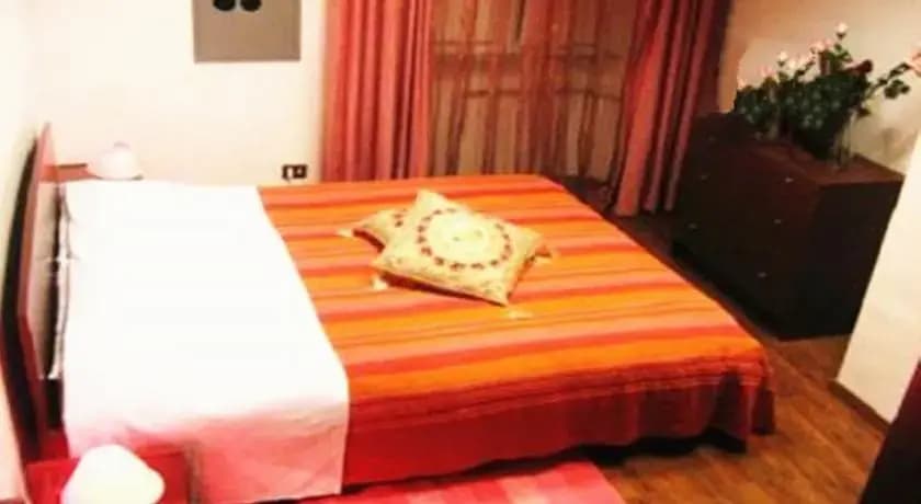 Cairoli Bed&Breakfast - photo 1