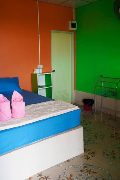 Cat Bungalow - main photo