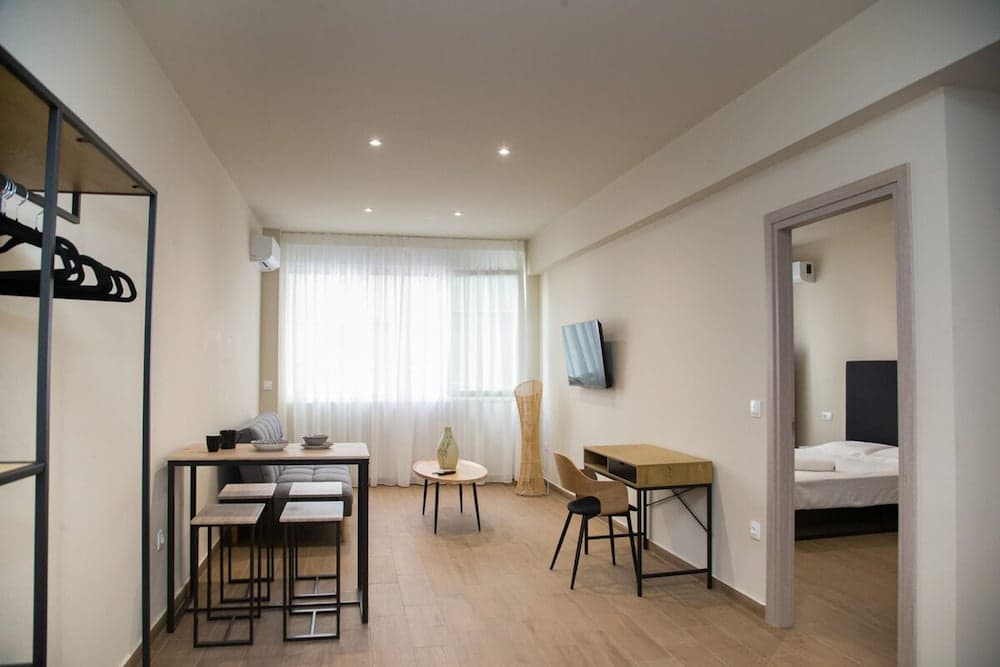 Stoa Luxury Apartment - photo 3