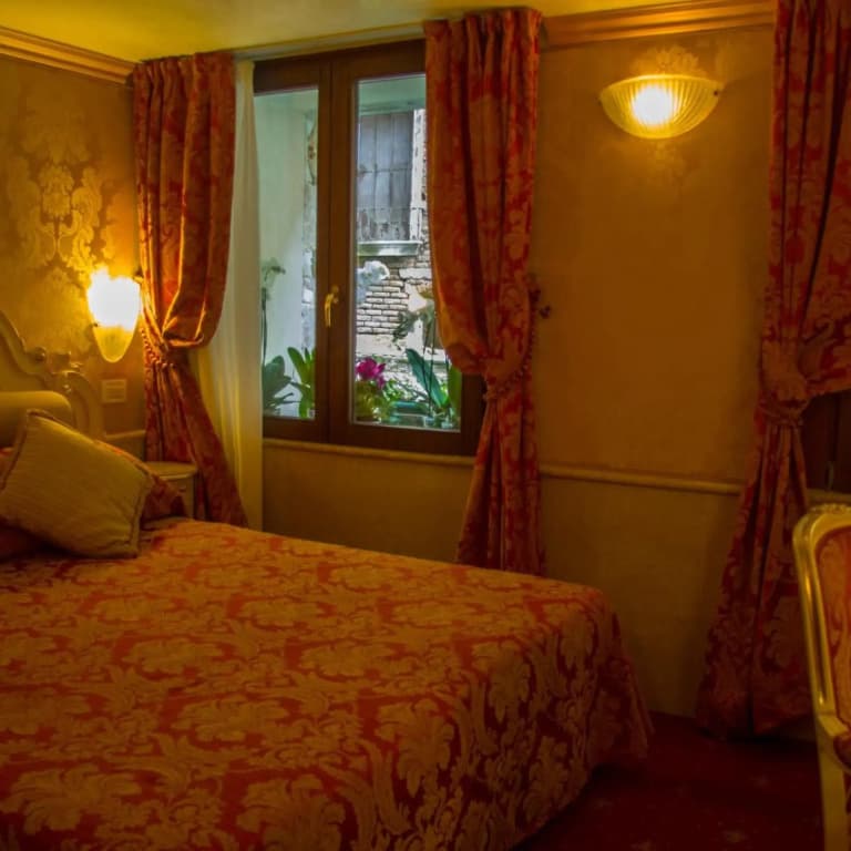 Hotel Becher - photo 25