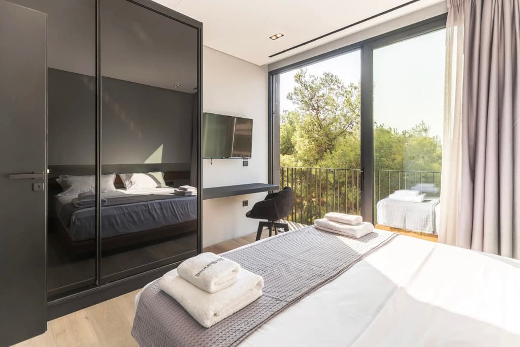 The Duke Boutique Suites - photo 35