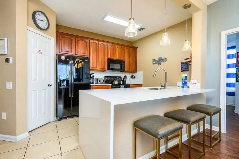 Beautiful Modern Condo, Near the Parks! 3021 - photo 30